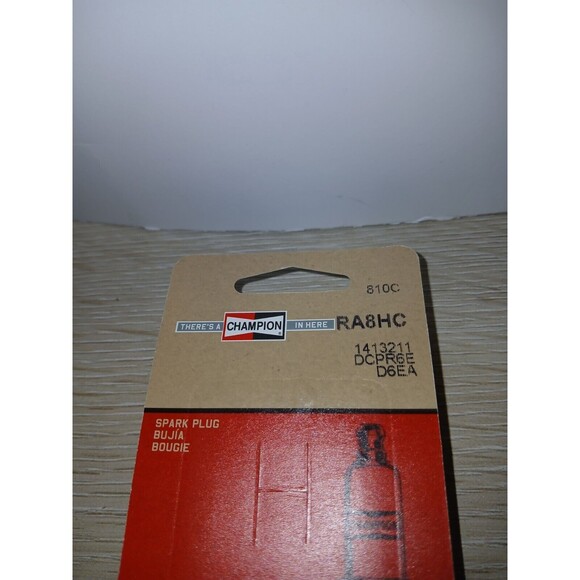 Set Of 8 Champion Spark Plugs 810 RA8HC Single Units 2017 Federal Mogul - Picture 14 of 16